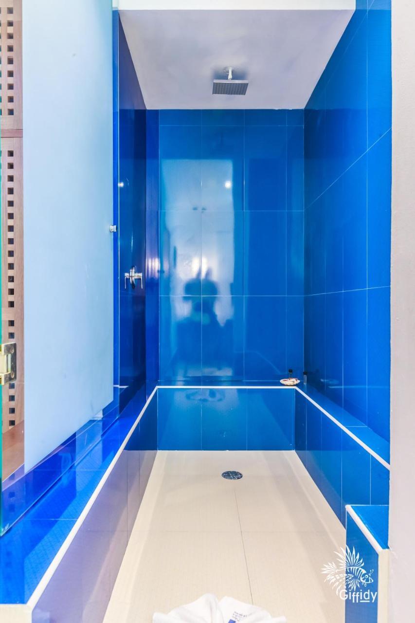 Deep Blue - 302